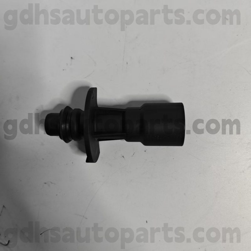 320221 Nissens water pump hose para sa Range Rover Sport, Range Rover, Discovery, Range Rover Velar OE no. LR028136